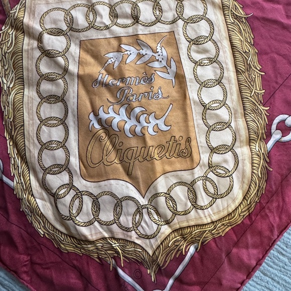 Hermes silk scarf - Picture 4 of 10